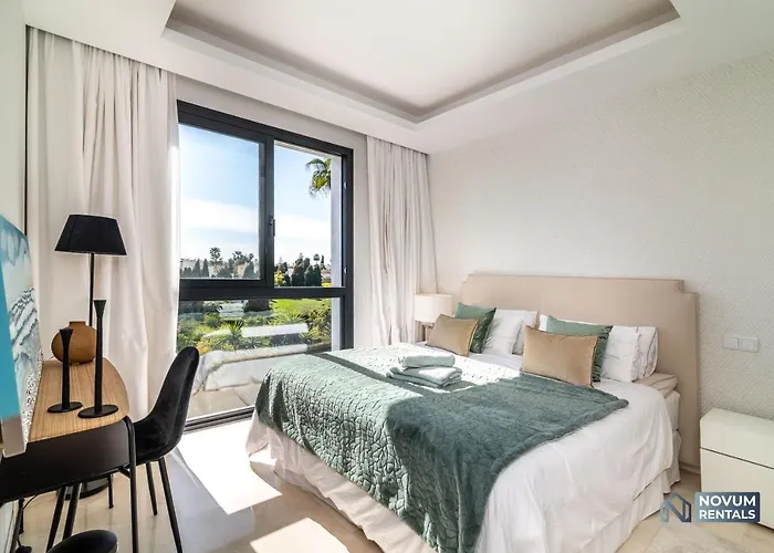 Extravagant 5-bdrm - Heated Pool & Gym 빌라