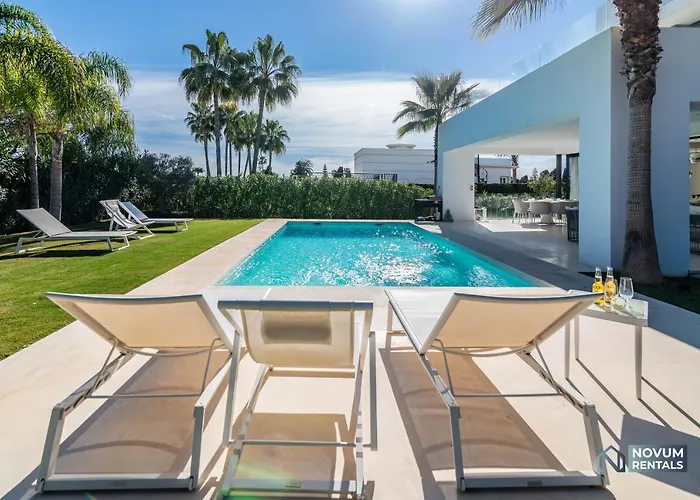 빌라 Extravagant 5-bdrm - Heated Pool & Gym